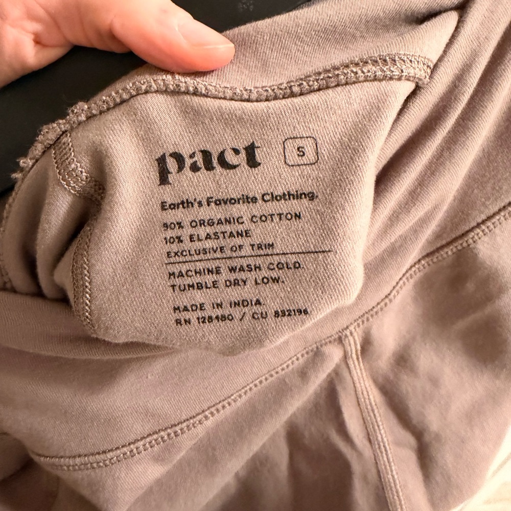 Pact Organic On the Go Pocket Leggings - Cinder - Picture 2 of 5